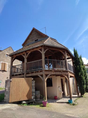 Le Clos du Château : Maisons de vacances proche de Barizey