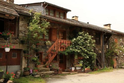 Maison traditionnel de montagne : Maisons de vacances proche de Mijanès
