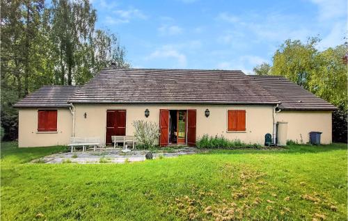 Awesome Home In Houlbec-cocherel With Wifi And 3 Bedrooms : Maisons de vacances proche de La Chapelle-Réanville