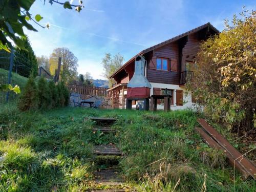 Apartment in Saint Maurice sur Moselle with balcony : Chalets proche de Servance