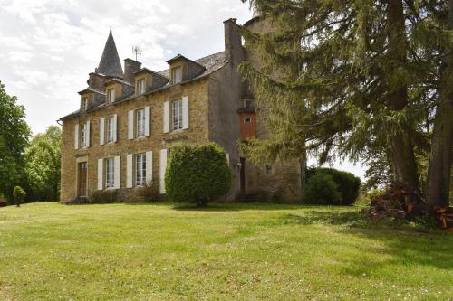 Le Chateau de La Briane : Sejours a la campagne proche de Sainte-Radegonde