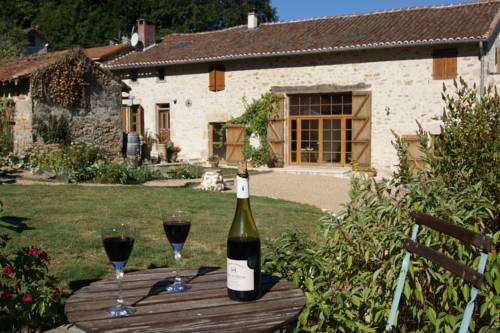 Paul's Barn in France : B&B / Chambres d'hotes proche de Châteauponsac