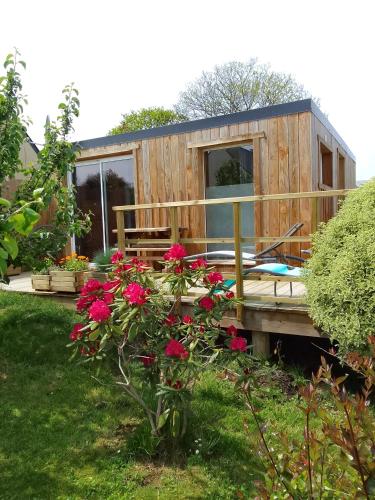 Tiny house dans jardin arboré : Appartements proche de Saint-Quay-Perros