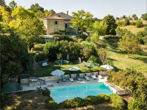 Villa - Mas de campagne prestigieux- Authentic french countryhouse in dream countryside : Maisons de vacances proche de Pratviel