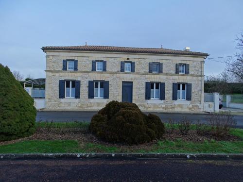 gitelesagapanthes : Appartements proche de Saint-Sigismond-de-Clermont