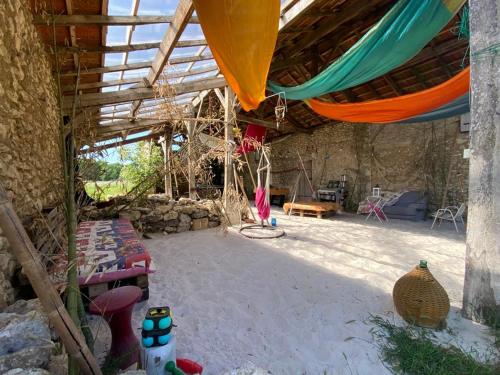 Indima - le gîte 6 personnes d'Ananda Ma : Maisons de vacances proche de Colombier