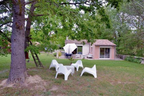 Maisonnette de charme en Provence ! : Maisons de vacances proche de Le Puy-Sainte-Réparade