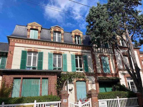 La Villa Lorraine : Appartements proche de Cabourg