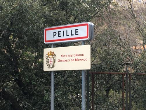 L’expérience d’une maison de village médiéval proche Monaco/Nice : Appartements proche de Peillon