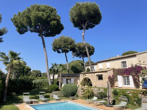 Magnifique Villa de prestige Antibes/Juan-les-Pins : Villas proche de Vallauris