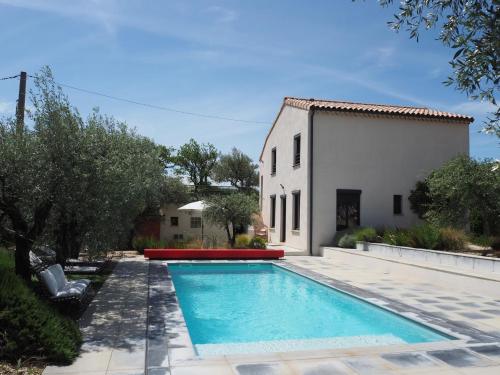 Charming holiday home with pool in Drôme Provençale, Nyons : Maisons de vacances proche de Nyons