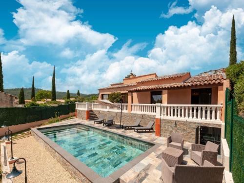 Villa Jenuska Attractive holiday home in Callian with private pool : Maisons de vacances proche de Callian