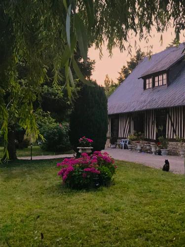 Le Clos Saint Hugues : Maisons de vacances proche de Les Authieux-sur-Calonne