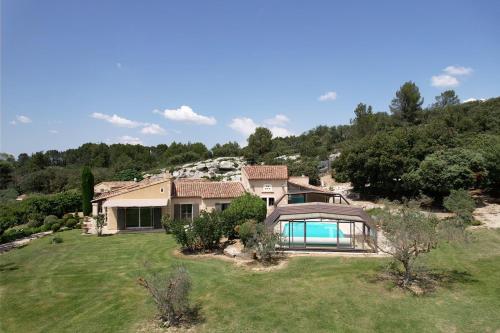 LS1-422 ROUCAS II Villa de charme avec piscine chauffée proche d’Eygalières, au cœur du Parc Naturel Régional des Alpilles - 8 personnes : Maisons de vacances proche de Plan-d'Orgon