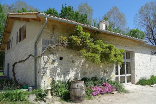 3 bedrooms/bathrooms nice house close to bergerac : Maisons de vacances proche de Sérignac-Péboudou