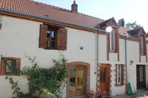 Cheerful 4 bedroom residential holiday let : Appartements proche de Genouillac
