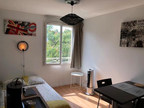 Charmant Studio Aix en Provence avec parking gratuit : Appartements proche de Le Tholonet