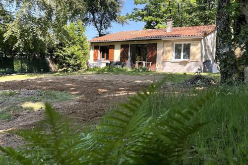 La Bicoque : Maisons de vacances proche de Saint-Sulpice-Laurière