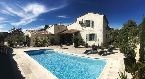 Villa tout confort, piscine - Au pied du VENTOUX : Maisons de vacances proche de Saint-Didier