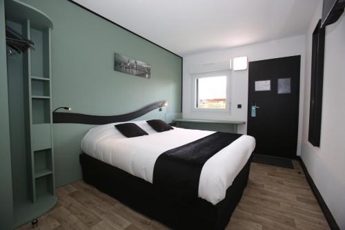 Enzo Hotels Chartres Mainvilliers by Kyriad Direct : Hotels proche de Saint-Georges-sur-Eure