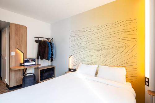 B&B HOTEL Cluses Sud : Hotels proche de Le Reposoir