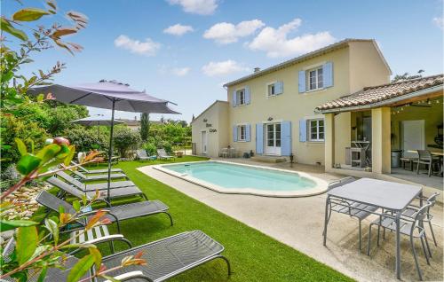 Stunning Home In St,-paulet-de-caisson With 5 Bedrooms, Private Swimming Pool And Outdoor Swimming Pool : Maisons de vacances proche de Saint-Just