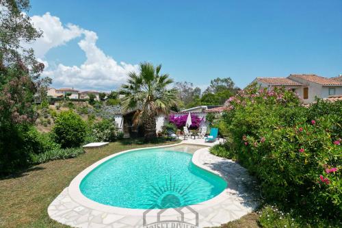 Air-conditioned villa Private pool tennis court : Villas proche de La Roquette-sur-Siagne