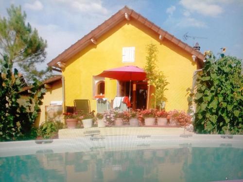 Domisoleil46110 Maison avec piscine : Maisons de vacances proche de Branceilles