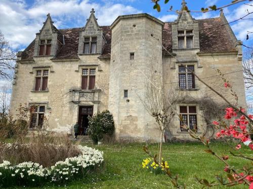 Manoir de charme proche de Bordeaux : Maisons de vacances proche de Gauriaguet