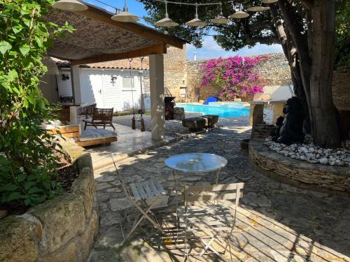 Casa Angel -Villa bohème avec piscine et clim ! : Villas proche de Le Cailar