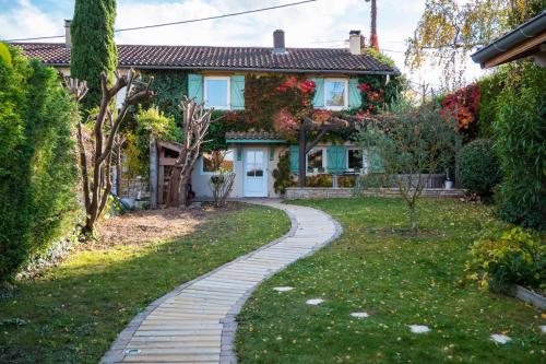 La Petite Maison : Villas proche de Montagny