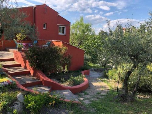 Maison au coeur d-une olivette : Maisons de vacances proche d'Aspères