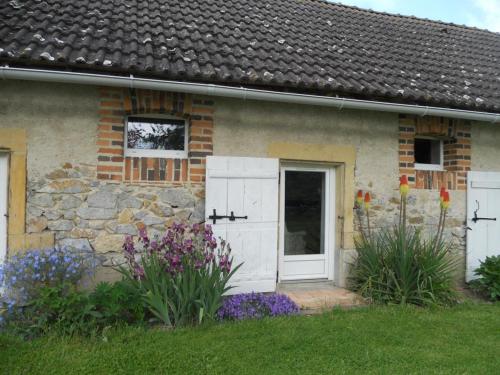 Gîte Diou, 4 pièces, 8 personnes - FR-1-489-450 : Maisons de vacances proche de Saligny-sur-Roudon