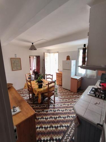 Typique maison catalane : Maisons de vacances proche de Villelongue-dels-Monts