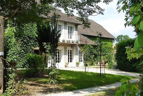L'Orangerie : B&B / Chambres d'hotes proche de Villiers-lès-Aprey