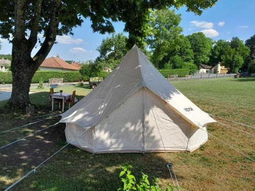 Le camping du capitaine : Appart'hotels proche de Villars-en-Azois