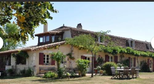 Maison Canteranne : Villas proche de Saint-Michel-de-Villadeix