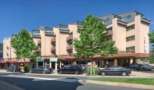 Hôtel Urbain V : Hotels proche de Saint-Étienne-du-Valdonnez