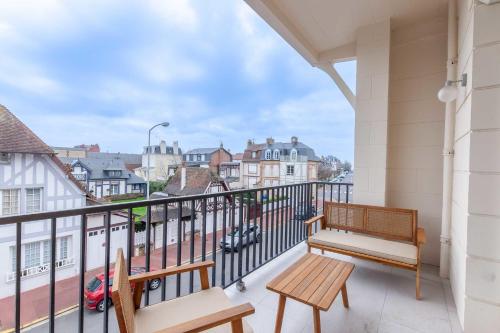 splendid flat with balcony - 4P - 500 m from the beach : Appartements proche de Deauville