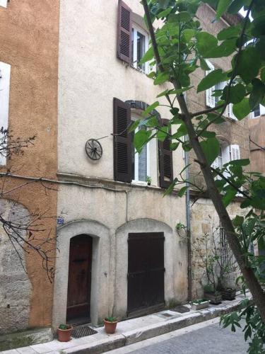 Maison de village typiquement provençal : Maisons de vacances proche d'Aups