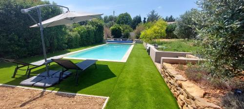 Villa moderne tout confort, avec piscine : Villas proche de Puget-Ville