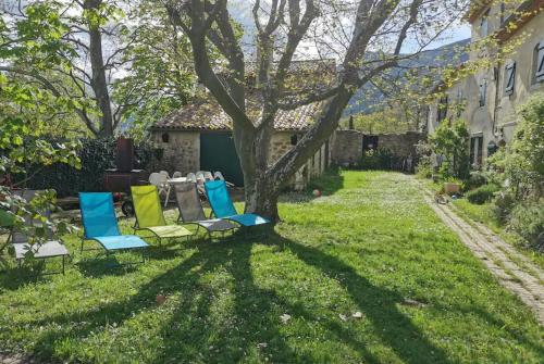 Véritable Mas Provençal À La Palud : Maisons de vacances proche de La Palud-sur-Verdon