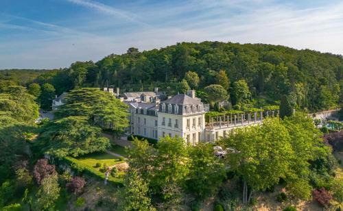 Chateau De Rochecotte : Hotels proche de Saint-Patrice