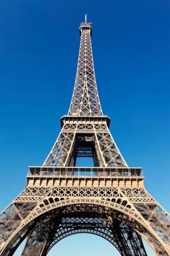 Eiffel Tower visitor : Hotels proche de Vanves