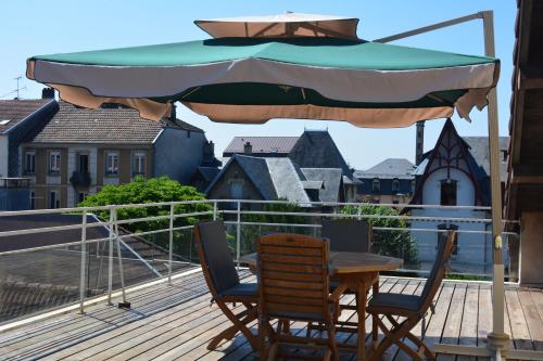 Appartement-terrasse parking privé Meublé de Tourisme 4 étoiles : Appartements proche d'Autrechêne