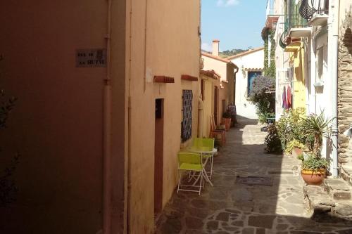 Collioure, centre historique maison 60m2 moins 200m plages et commerces : Maisons de vacances proche de Collioure
