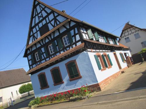 Meublé Les Hirondelles : Maisons de vacances proche de Siegen