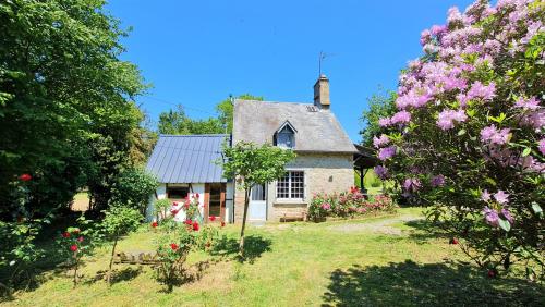 Remote country house Normandy : Chalets proche de La Chapelle-Urée