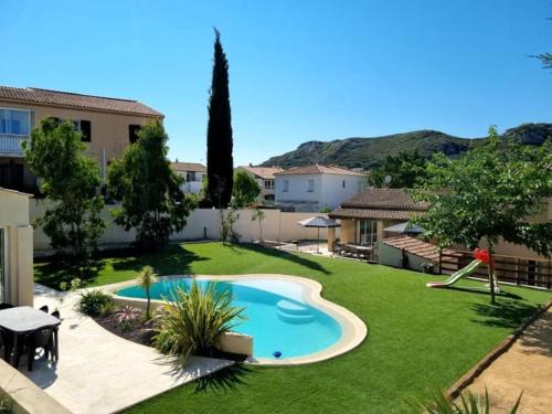 Villa avec piscine du Rove : Villas proche de Le Rove