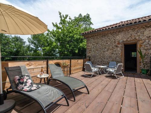 Tasteful appartment in Artigat with Private Terrace : Villas proche de Canens